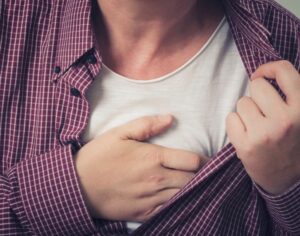 Can Dehydration Cause Chest Pain and Dizziness? Understanding Heart-Related Symptoms, Low Fluid Levels, Fast Heartbeat, and When to Seek Medical Care