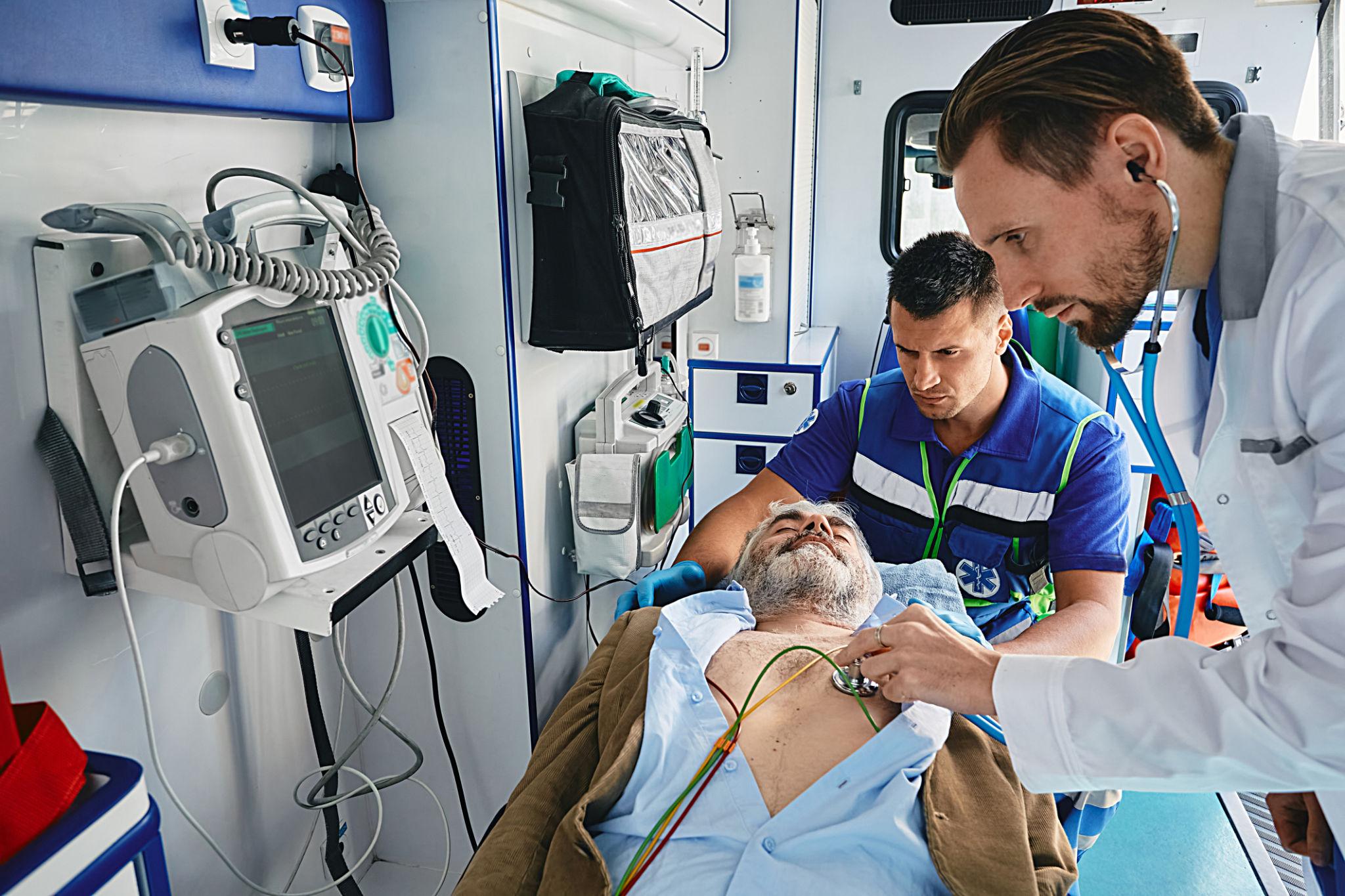 Holter monitor testing for rapid heartbeat and irregular heart rhythm
